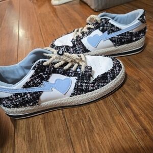 Stylish Tweed Sneakers with Blue Accents